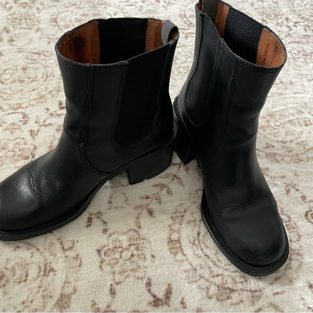 Moto Chic Harley Davidson 7.5 Leather Black Pull on Boots style 81320